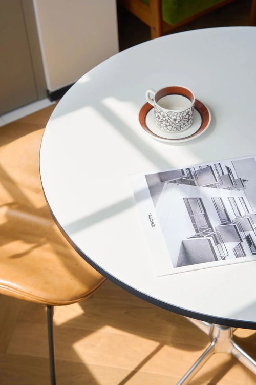 上海一字戶型老房,睡眠倉,大浴缸,老鋼窗復(fù)古陽臺(tái),全有 廚房 裝修 客廳 衛(wèi)生間 電視背景墻 網(wǎng)易訂閱